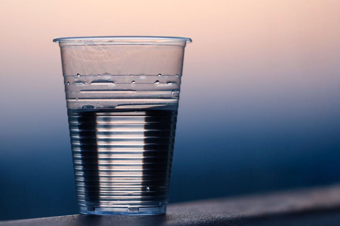 Water tracking apps and bottles